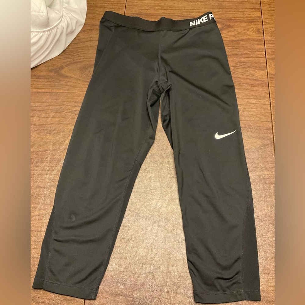 Nike Pro Black Cropped Training Running Tights Capri 725468-010 Women’s Large